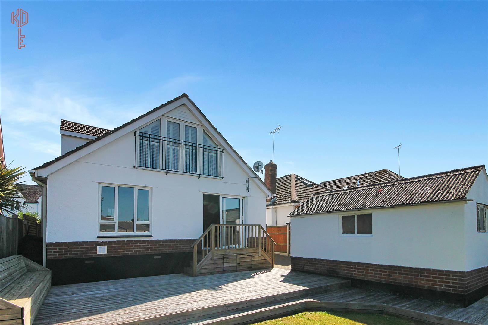 4 Bedroom Bungalow Fernside Road, Oakdale, Poole